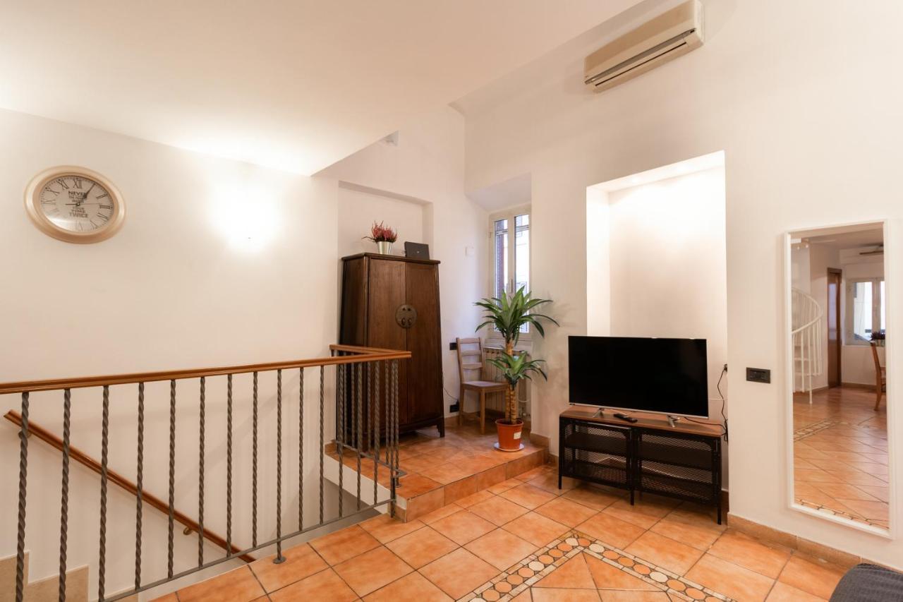 Trastevere Four Seasons Trilussa 1 Рим Екстер'єр фото