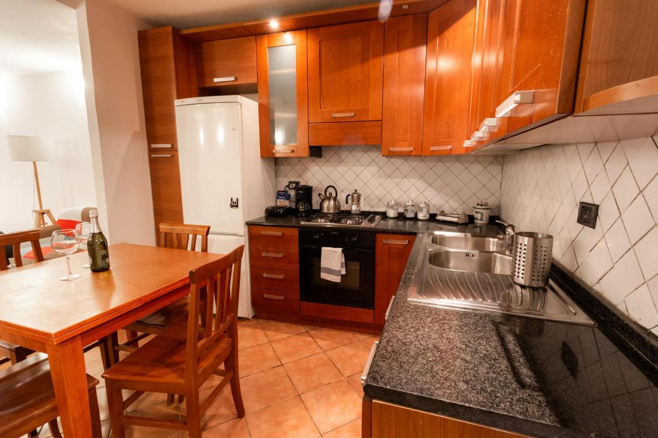 Trastevere Four Seasons Trilussa 1 Рим Екстер'єр фото